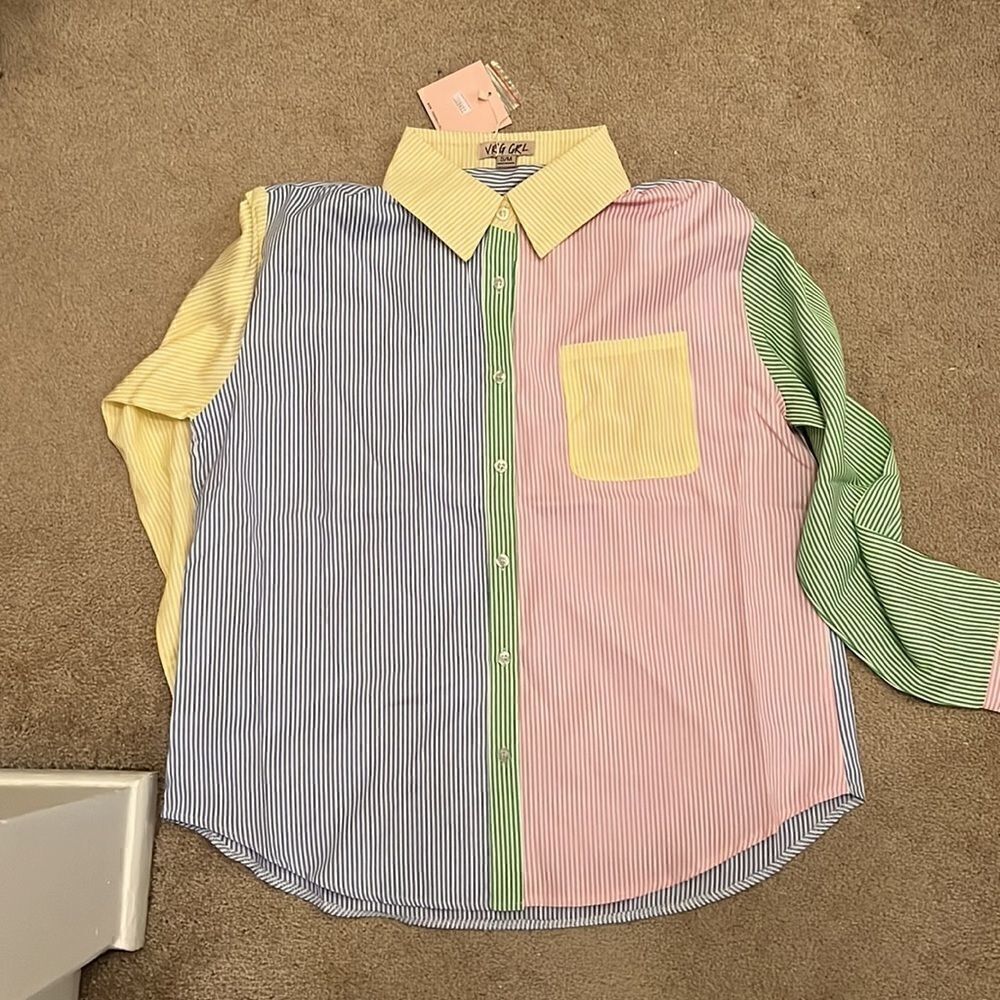 Verge Girl s/m NWT Multicolor Buttondown